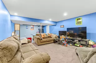 319 Marissa Ct, Monroe Township, NJ 08094 - Photo 17