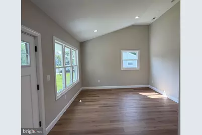 203 N Cummings Avenue, Glassborough, NJ 08028 - Photo 3
