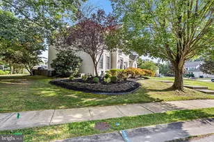 1729 Biden Ln, Monroe Township, NJ 08094 - Photo 3