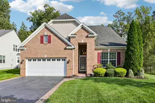81 Woodbury Ct, East Greenwich Township, NJ 08020 - Photo 1