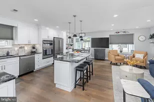102 Weybridge Ct, Wenonah, NJ 08090 - Photo 1