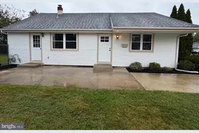 105 Holly Drive, West Deptford, NJ 08096 - Photo 3