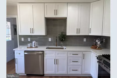 105 Holly Drive, West Deptford, NJ 08096 - Photo 9