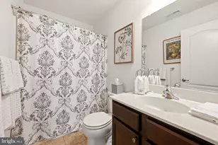 372 Berrhill Dr, Monroe Township, NJ 08094 - Photo 23