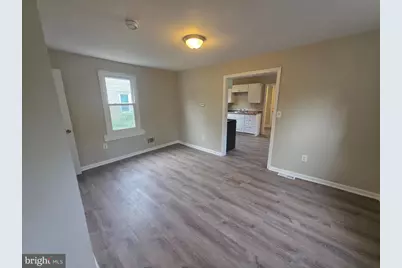 119 W Washington Street, Paulsboro, NJ 08066 - Photo 5