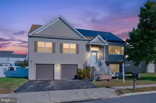 151 Tradewinds Dr, East Greenwich Township, NJ 08061 - Photo 1