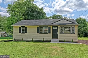 308 Florence Blvd, Monroe Township, NJ 08094 - Photo 1