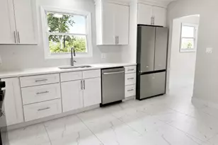 322 Madison Ave, Newfield, NJ 08344 - Photo 9
