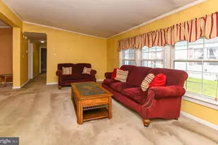 474 Edgemont Dr, Monroe Township, NJ 08094 - Photo 7