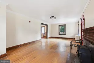 146 W Barber Ave, Woodbury, NJ 08096 - Photo 5