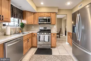 10 Oxford Dr, Sewell, NJ 08080 - Photo 21