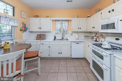 411 Longfellow Drive, Monroe Township, NJ 08094 - Photo 17