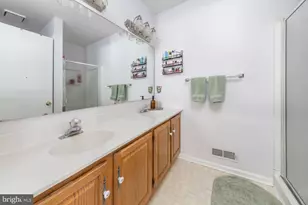 411 Longfellow Dr, Monroe Township, NJ 08094 - Photo 23