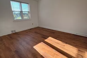 71 S Evergreen Ave, Woodbury, NJ 08096 - Photo 5