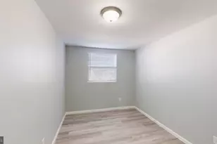 910 Gateway Blvd, Westville, NJ 08093 - Photo 11