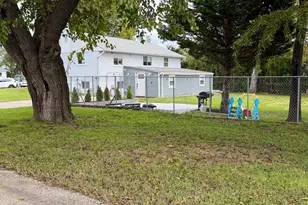 242 Morton Ave, Paulsboro, NJ 08066 - Photo 15