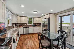 3 S Bridgeport Rd, Logan Township, NJ 08014 - Photo 5