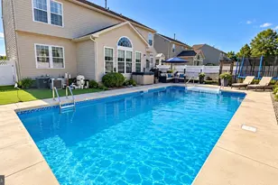 157 Ascot Dr, East Greenwich Township, NJ 08061 - Photo 3