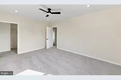 17 W Wood Street, Paulsboro, NJ 08066 - Photo 13