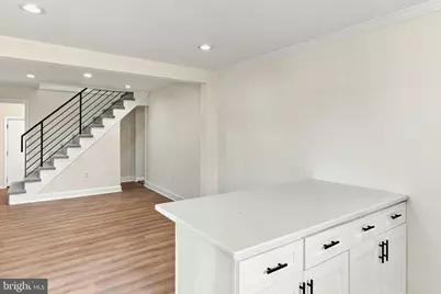 17 W Wood Street, Paulsboro, NJ 08066 - Photo 5