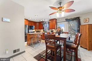 447 Whitman Ln, Monroe Township, NJ 08094 - Photo 9