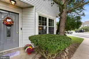 447 Whitman Ln, Monroe Township, NJ 08094 - Photo 1