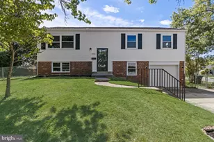 1051 Bradford Dr, Monroe Township, NJ 08094 - Photo 1