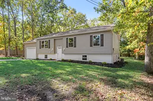 1431 11th Ave, Monroe Township, NJ 08094 - Photo 3