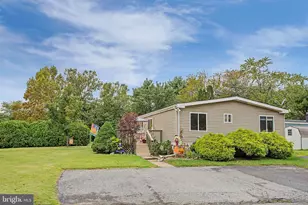 201 McKinley Ave, Monroe Township, NJ 08094 - Photo 17