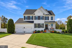 332 W Crossing Dr, East Greenwich Township, NJ 08061 - Photo 1