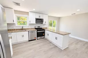 367 Broadlane Rd, Monroe Township, NJ 08094 - Photo 3