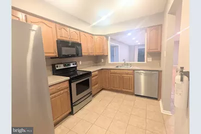 16 N Maple Street #A1, Woodbury, NJ 08096 - Photo 3