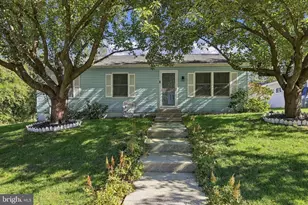 406 Fern Ave, Woodbury, NJ 08096 - Photo 1