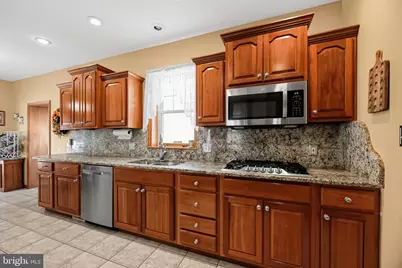 512 E Holly Avenue, Pitman, NJ 08071 - Photo 11