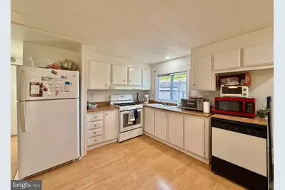 301 Oklahoma Avenue, Monroe Township, NJ 08094 - Photo 15
