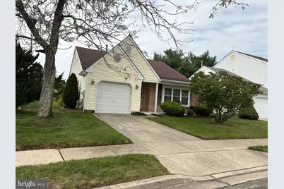 342 Martinique Drive, Monroe Township, NJ 08094 - Photo 9