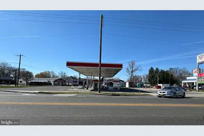 135 E Main Street, Penns Grove, NJ 08069 - Photo 3