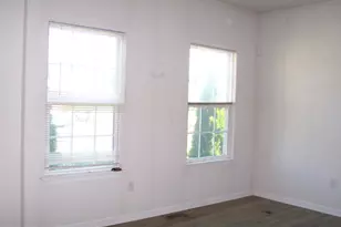 16 Waters Wy, Penns Grove, NJ 08069 - Photo 3