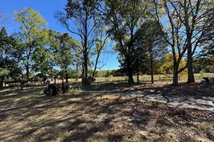 79 E Quilleytown Rd, Carneys Point, NJ 08069 - Photo 7