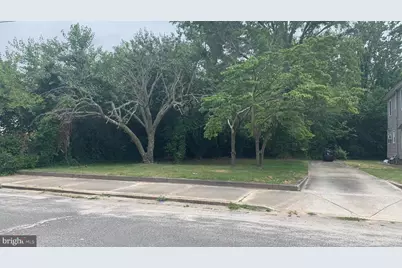 88 Railroad Avenue, Penns Grove, NJ 08069 - Photo 1