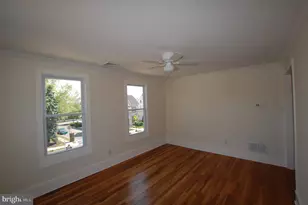 35 East Ave, Woodstown, NJ 08098 - Photo 5