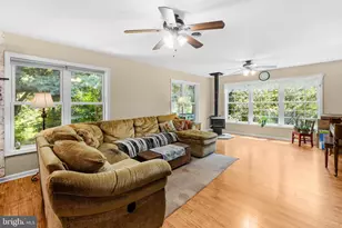 517 Robinson Rd, Carneys Point, NJ 08069 - Photo 17