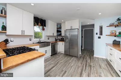 34 Two Penny Run East E, Pilesgrove, NJ 08098 - Photo 11