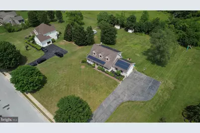 34 Two Penny Run East E, Pilesgrove, NJ 08098 - Photo 3