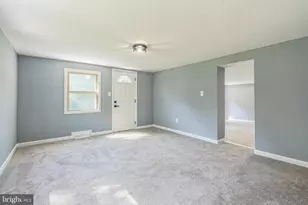 17 Sportsmans Rd, Carneys Point, NJ 08069 - Photo 21