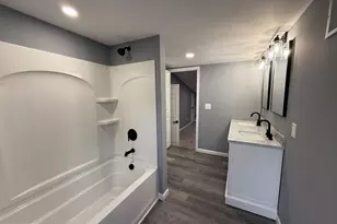 17 Sportsmans Rd, Carneys Point, NJ 08069 - Photo 29