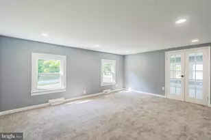 17 Sportsmans Rd, Carneys Point, NJ 08069 - Photo 11