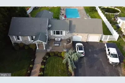 51 Washington Avenue, Carneys Point, NJ 08069 - Photo 1