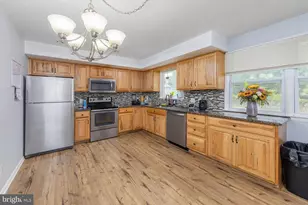 11 Leap Ct, Pennsville, NJ 08070 - Photo 9