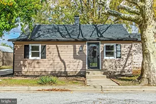 112 Michigan Rd, Pennsville Township, NJ 08070 - Photo 1